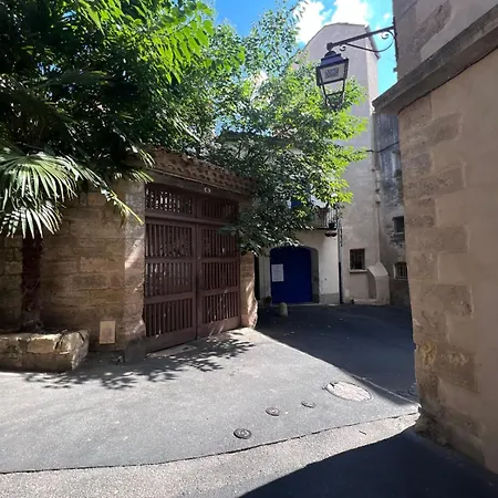 Daire Centre Historique - Plages A 20 Mn - Climatisation Pézenas