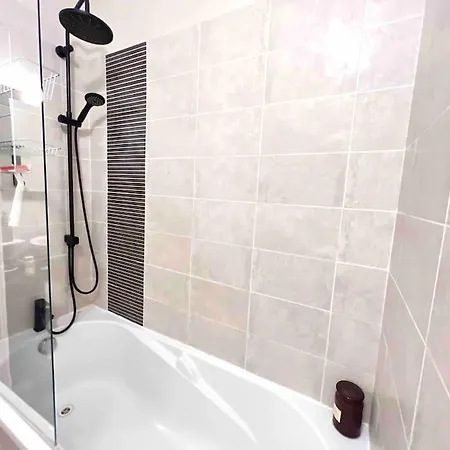Centre Historique - Plages A 20 Mn - Climatisation Daire *
